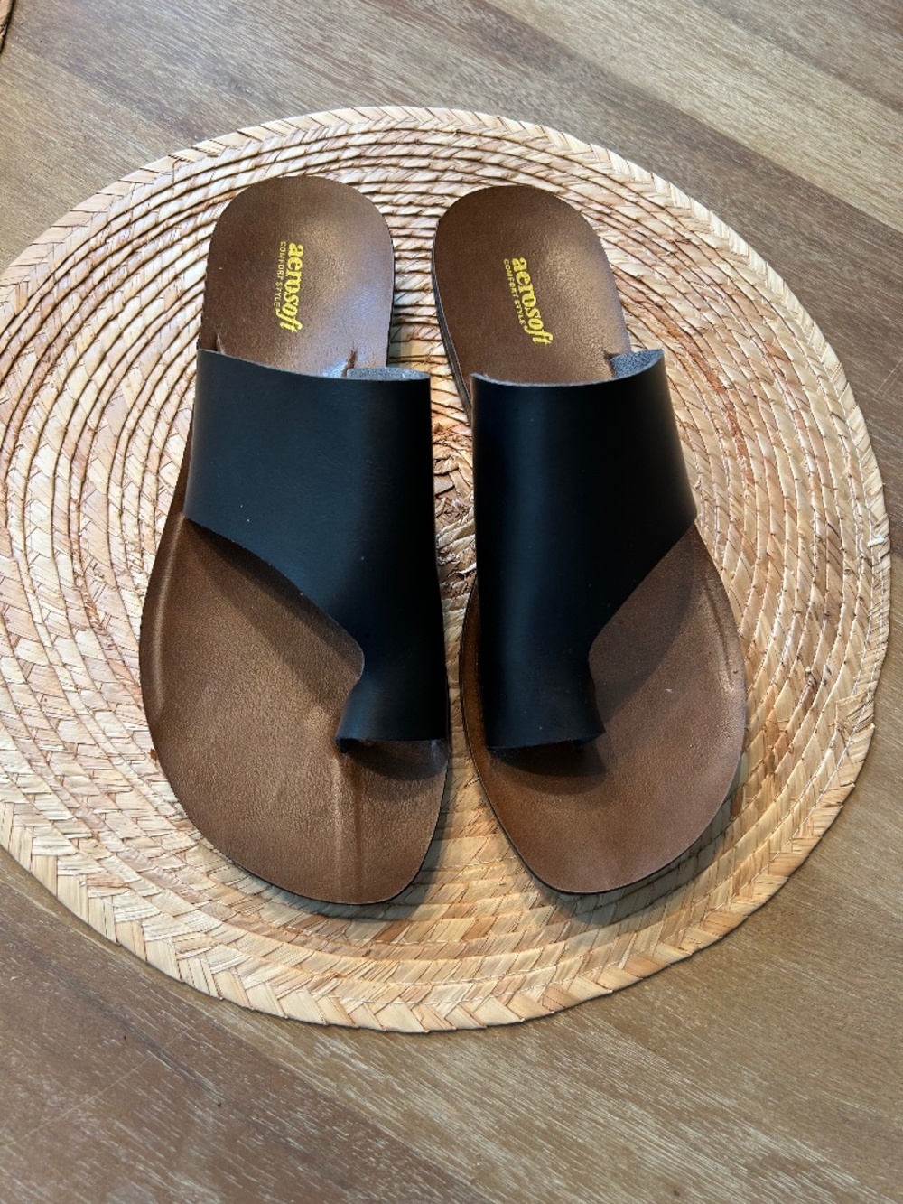 AEROSOFT WOMEN'S FLAT BLACK SLIDE SANDALS - SIZE 38